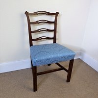 GEORGIAN CHIPPENDALE PERIOD SET OF SIX DINING CHAIRS